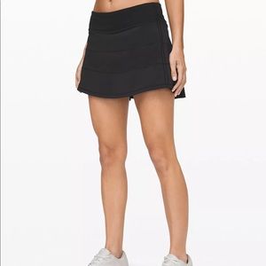 Lululemon Black Mid-Rise Skirt Tall